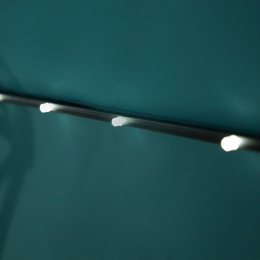 Parasol de terrasse à éclairage solaire de 3 mètres avec pied de support.